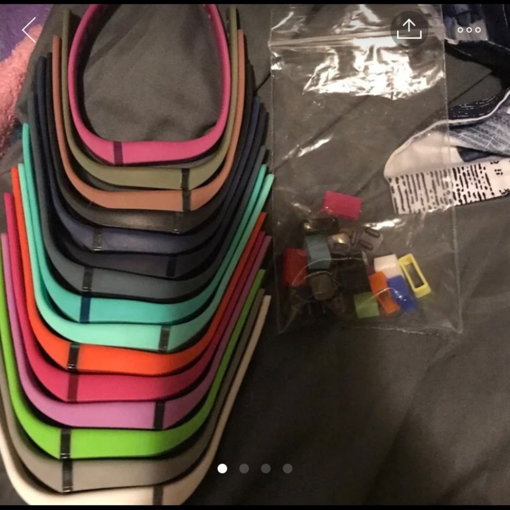15 small fit bit flex band and claps